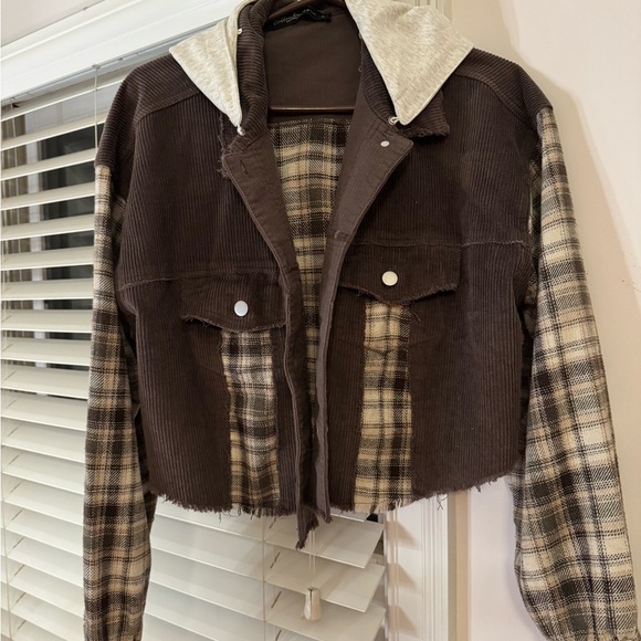 NWOT Willow Boutique cropped plaid Fall Leaves Jacket size med - Picture 5 of 6